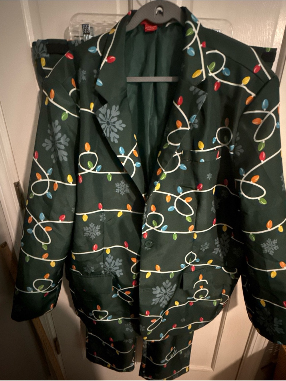 Holiday Time Dark Green Blazer & Pants Set with Multi-Color Holiday Lights